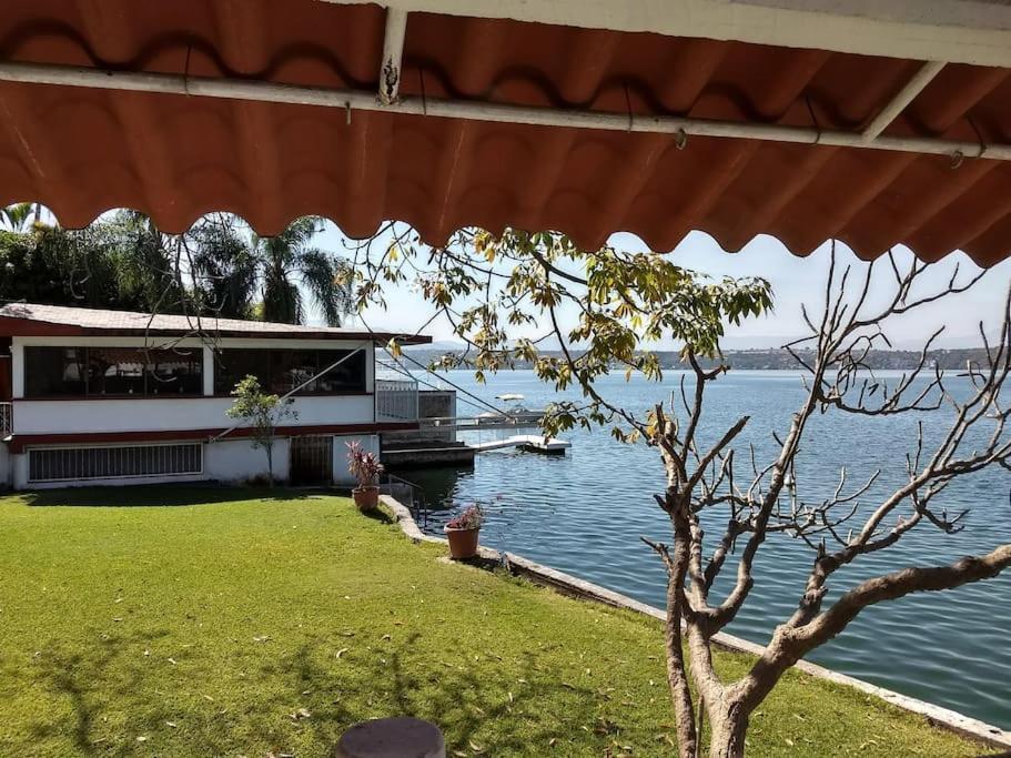 Habitacion Independiente A Pie Del Lago Con Ac Tequesquitengo Buitenkant foto